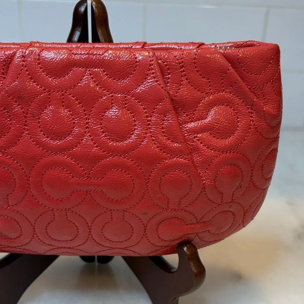 Coach Wristlet Bag Purse Leather Signature OpArt Logo Quilted Clutch Mini Bag